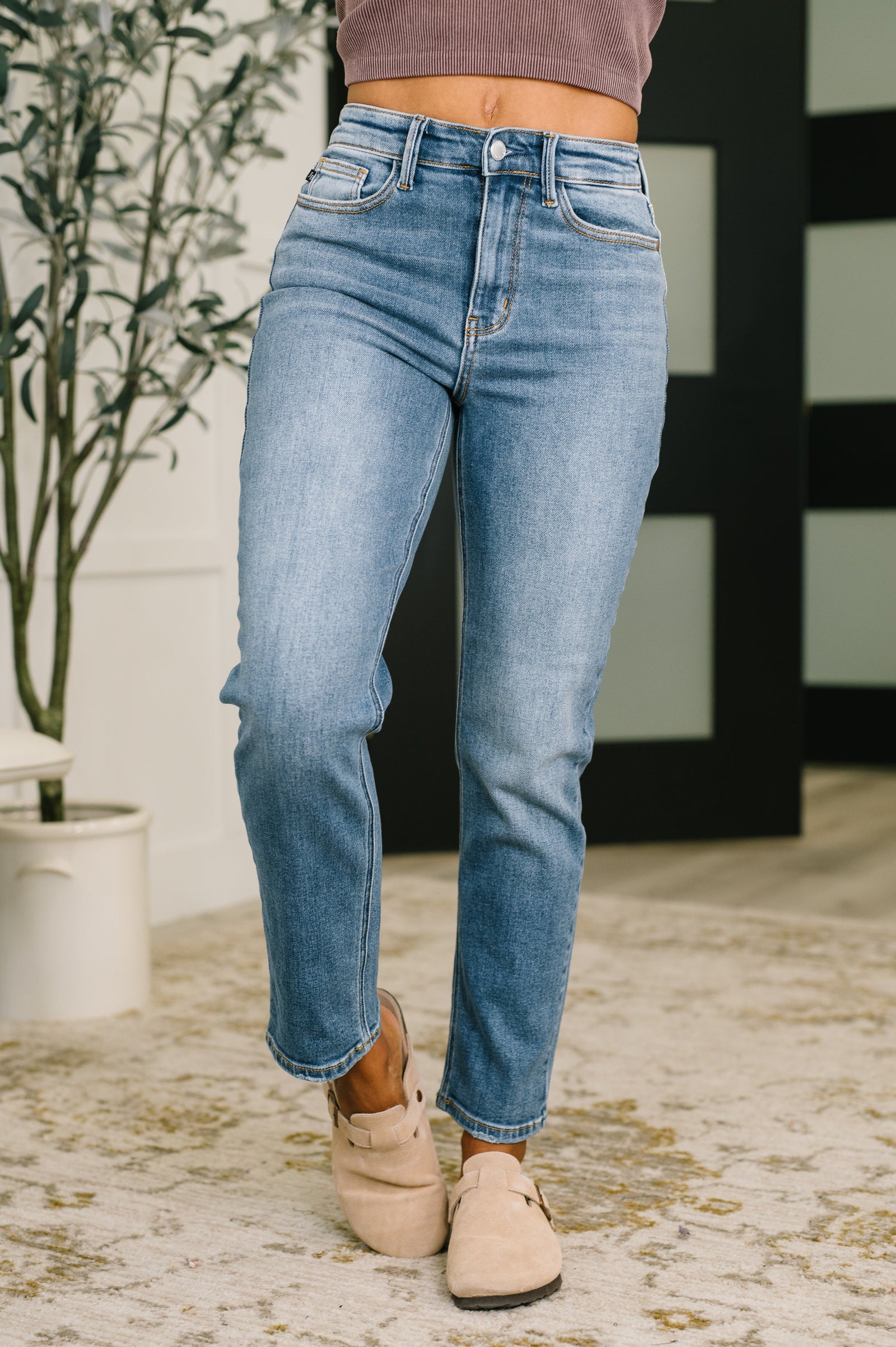 Amelia High Waist Ankle Straight
