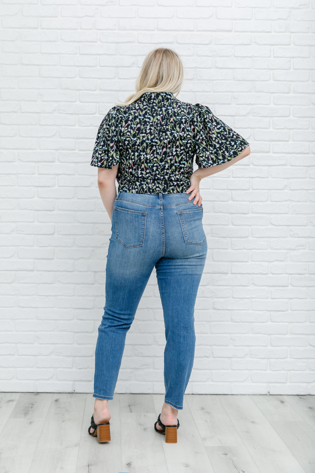 Day Lily Top Womens