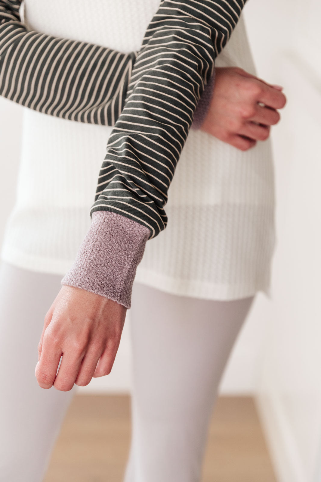 Suave Stripes Raglan Top Womens