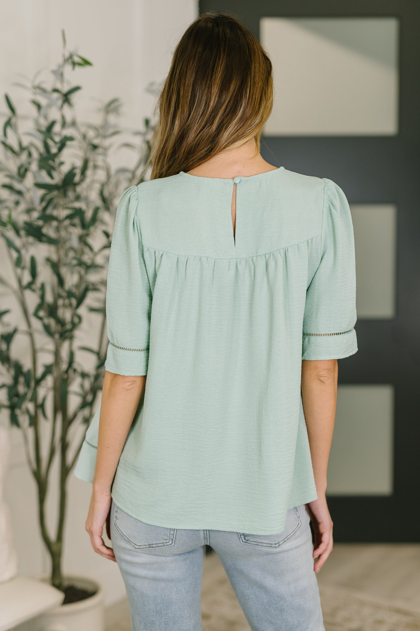 Caught You Looking Crinkle Woven Blouse