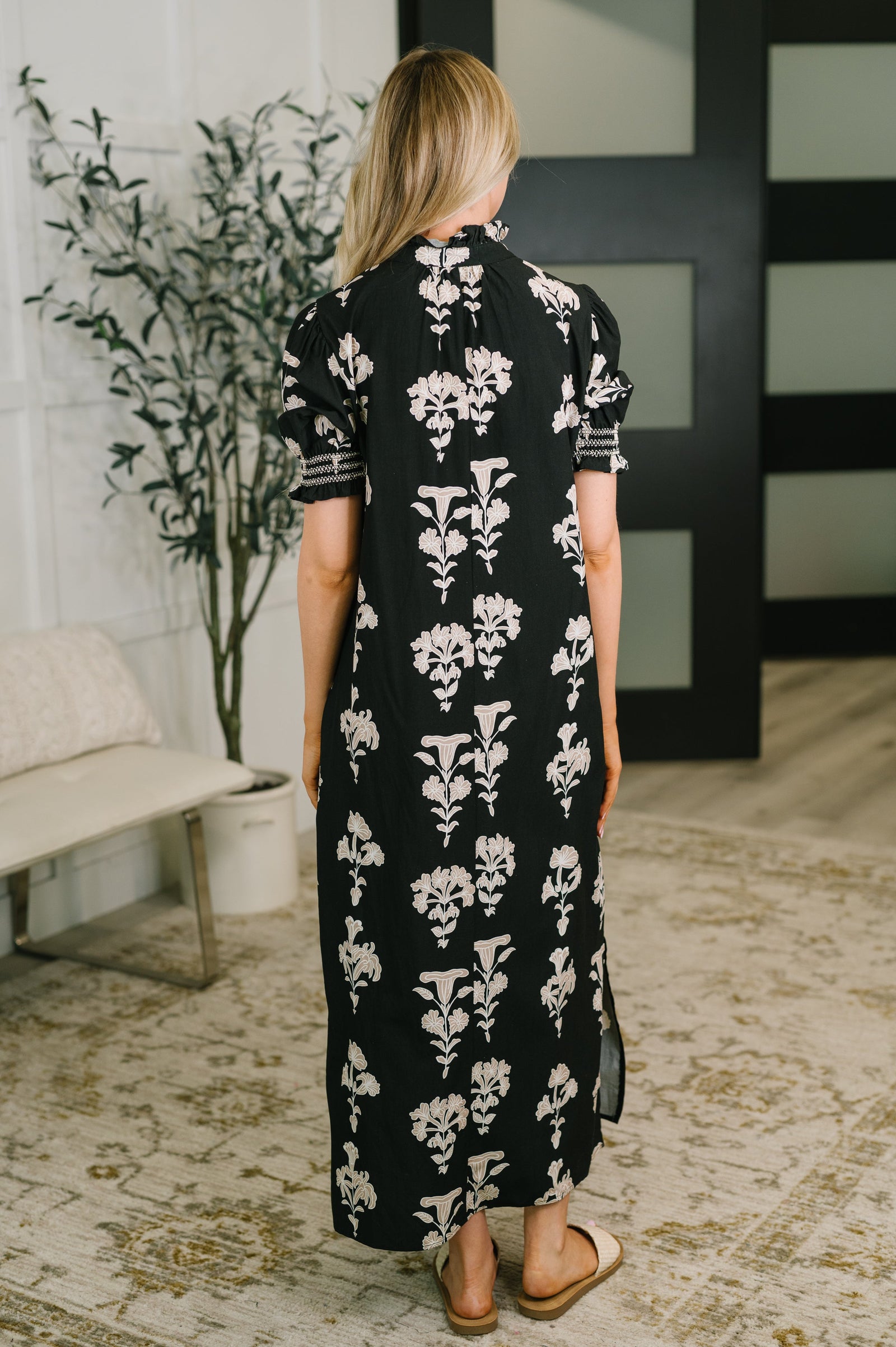 Dark Darlin' Puff Sleeve Maxi Dress
