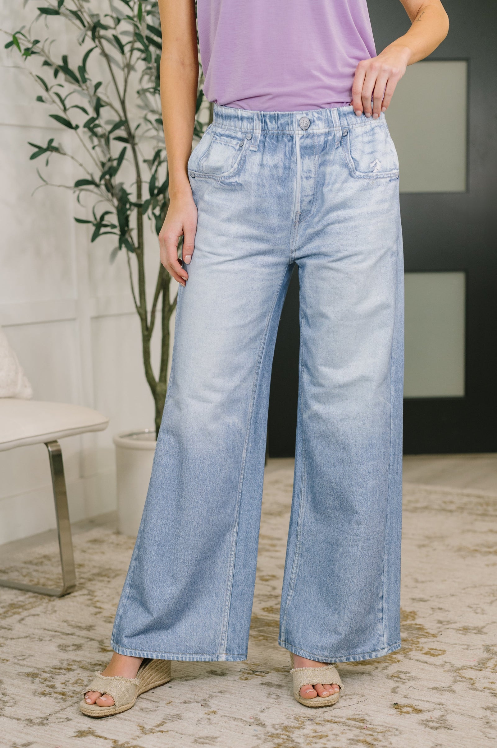 Zenim Printed Wide Leg Bottoms in Light Wash