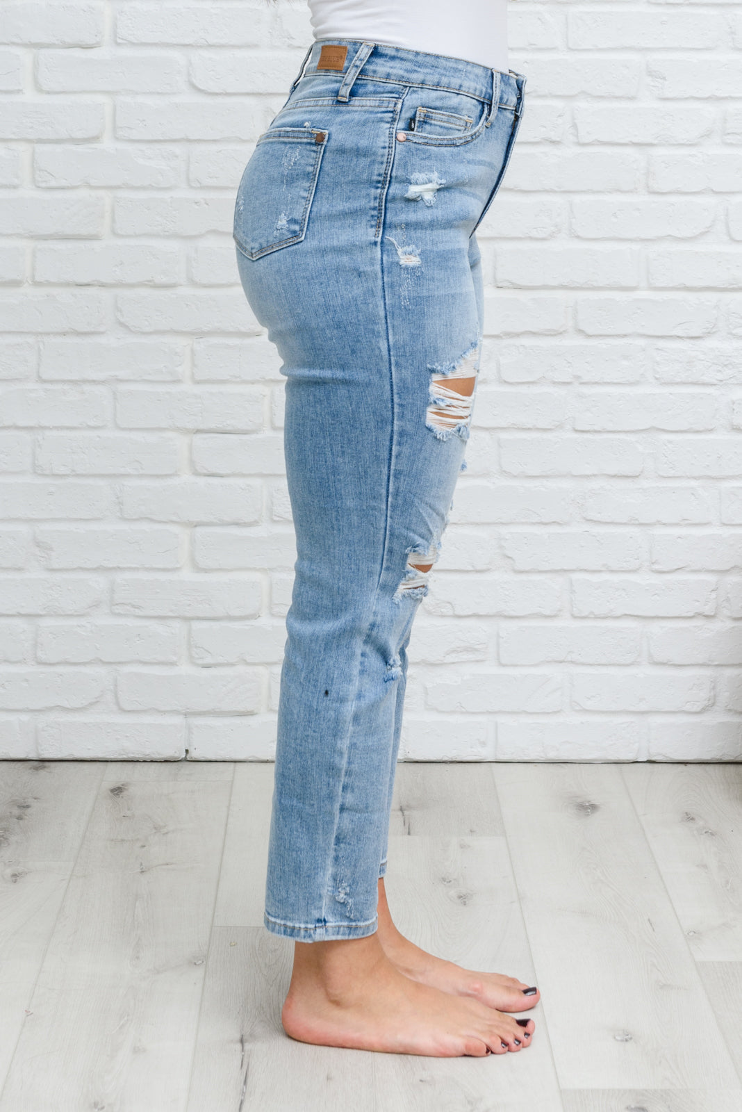 Florence High Waist Destroyed Boyfriend Jeans Womens 