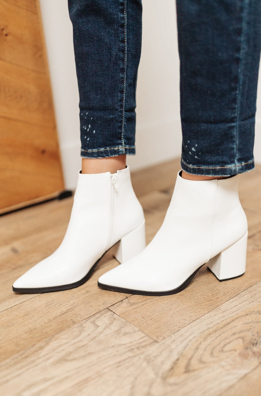 Amari Ankle Boots in White Womens 