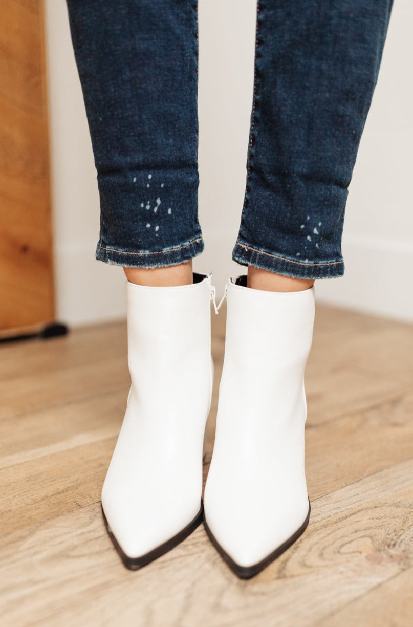 Amari Ankle Boots in White Womens 