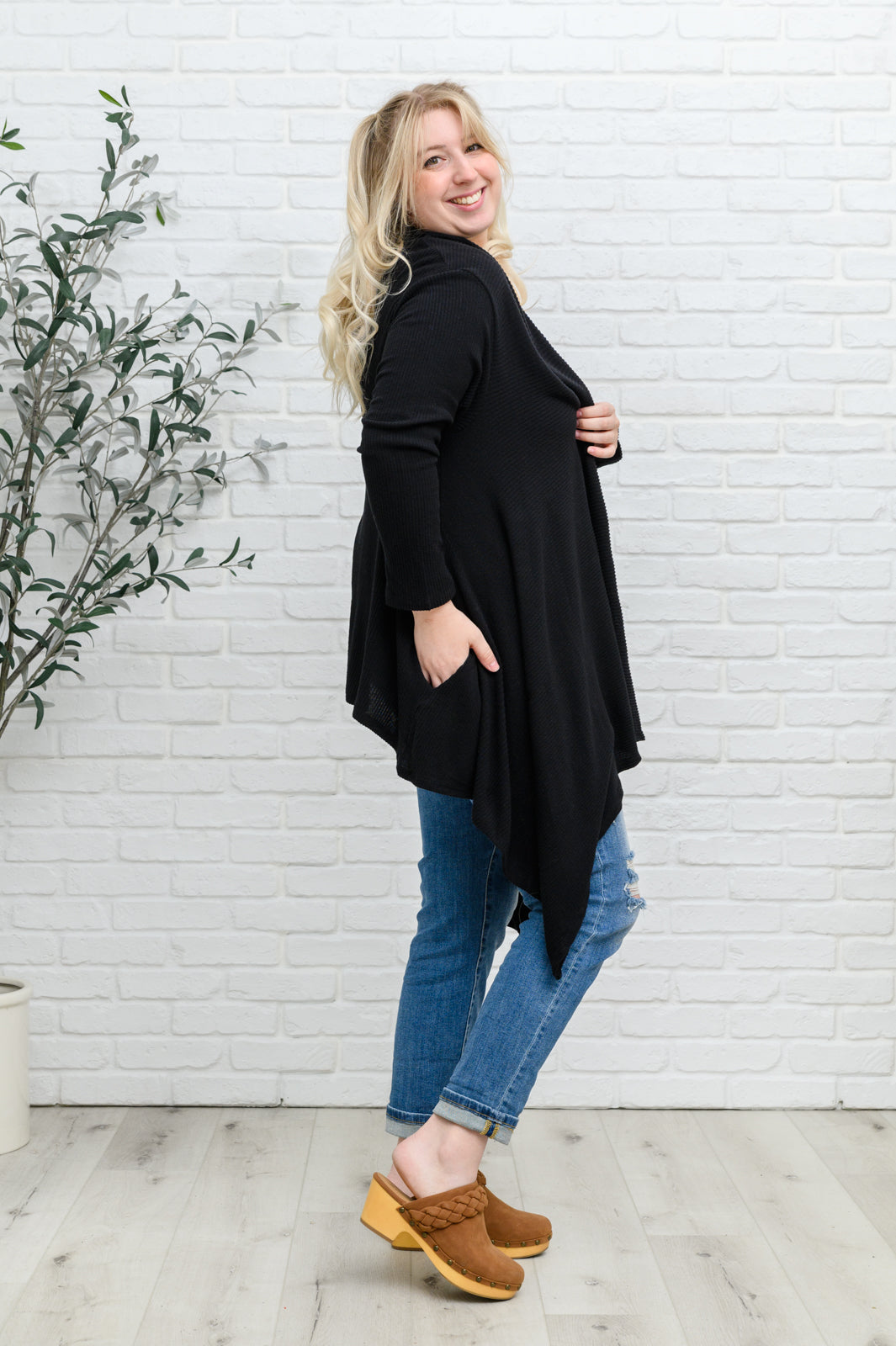 Ever Soft Cascade Cardigan With Pockets In Black Womens 