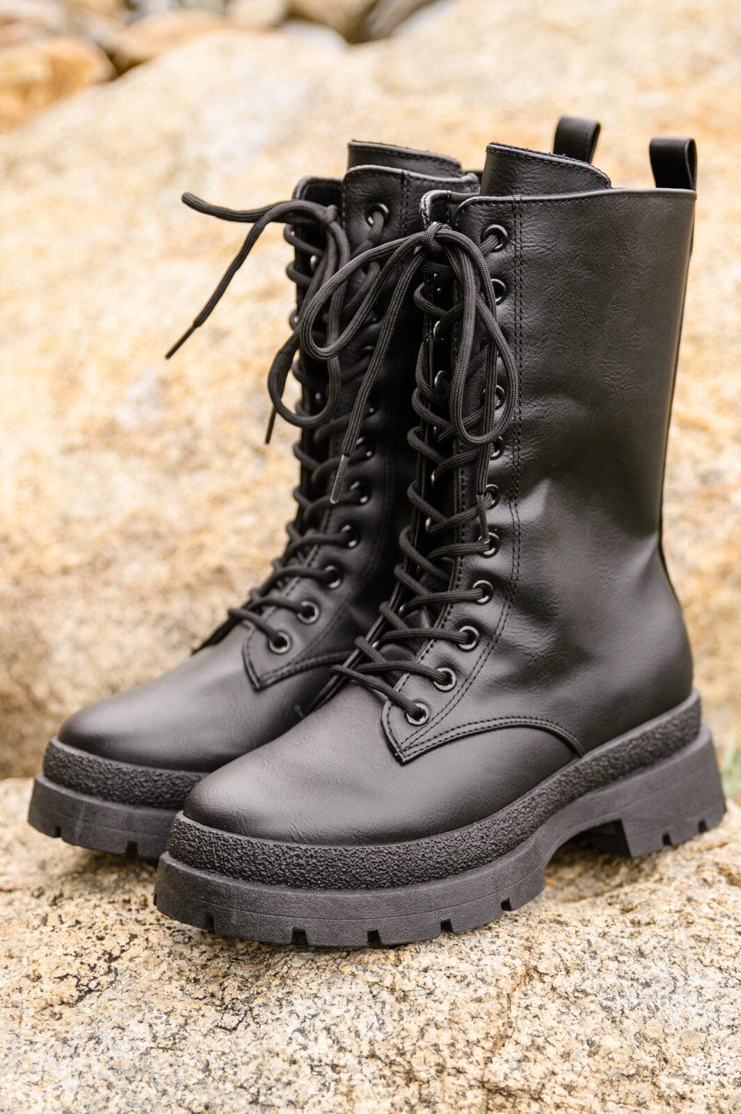 Fresh Feels Combat Boots In Black Womens 