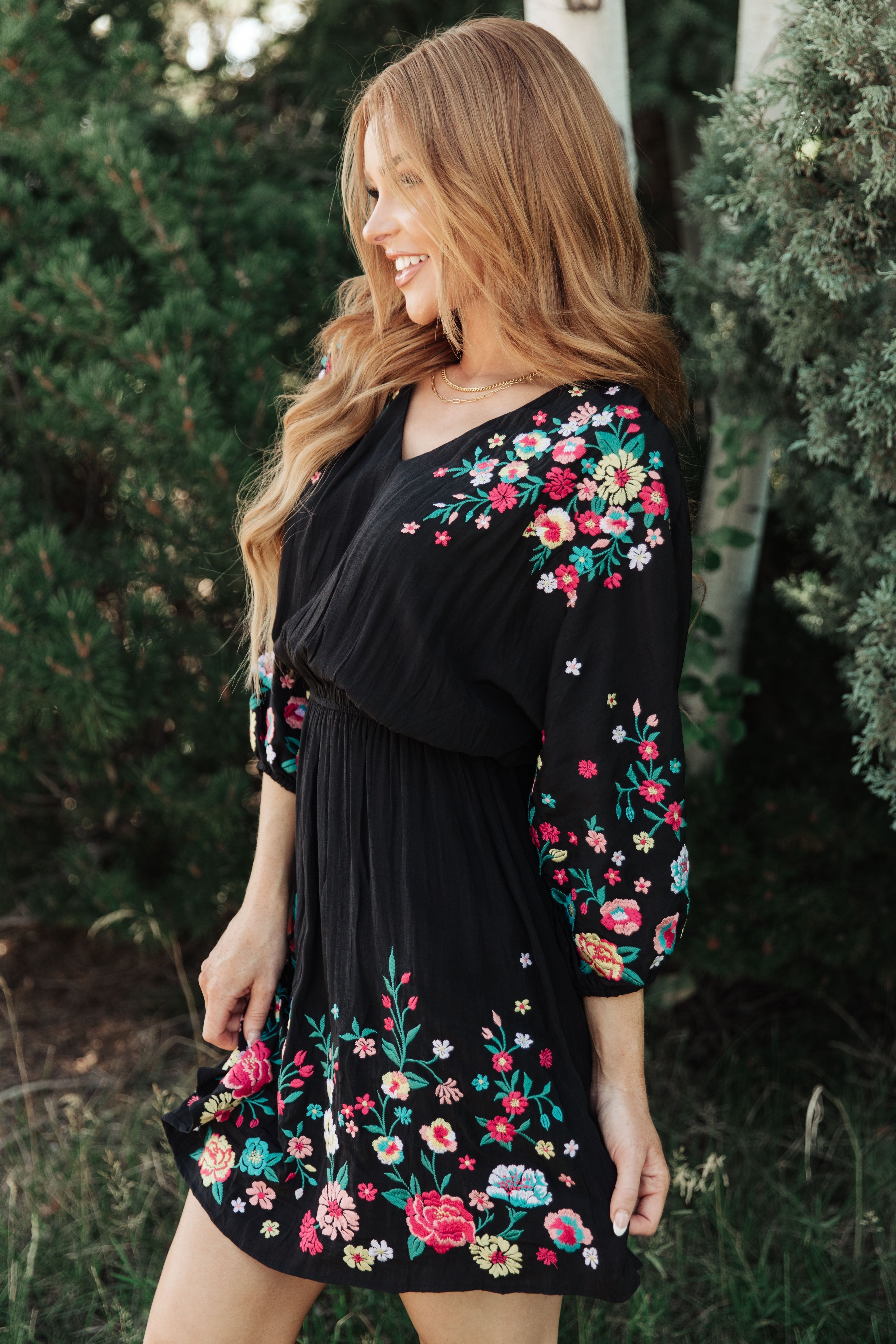 Happy To See You Floral Embroidered Dress Small Happy To See You Floral Embroidered Dress Small