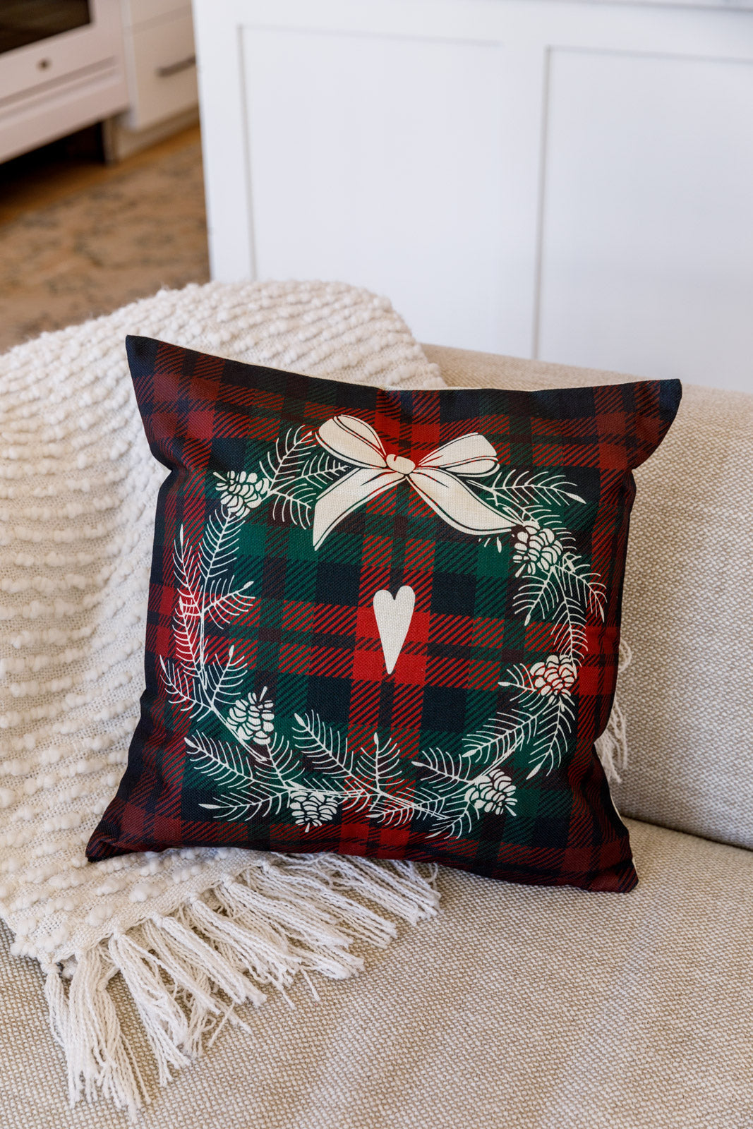 Holiday Wreath Pillow Case Womens 