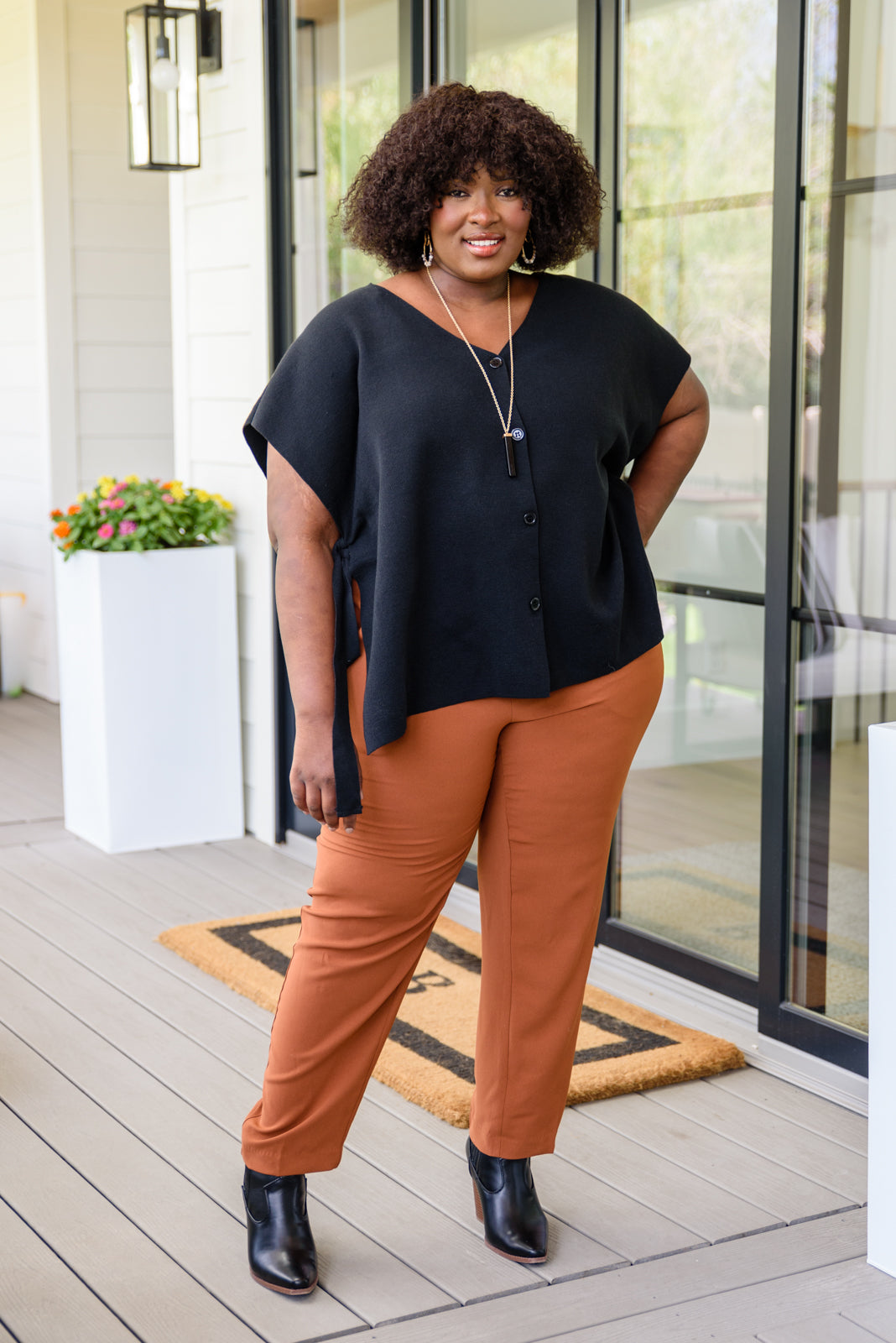 The Finale Top in Black Womens 