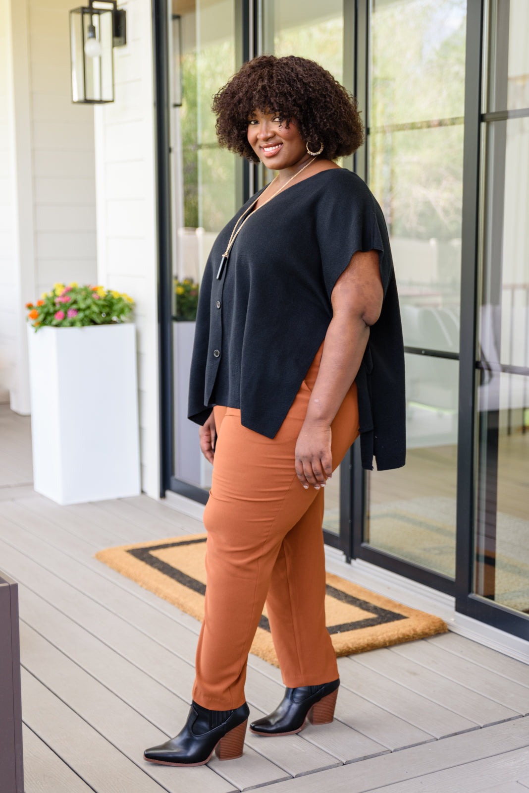 The Finale Top in Black Womens 